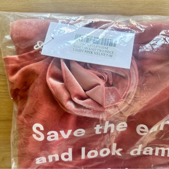 Reformation NEW Adalynn Knot Two Piece Light Pink Velvet Set Outfit Skirt Top M - Picture 10 of 10